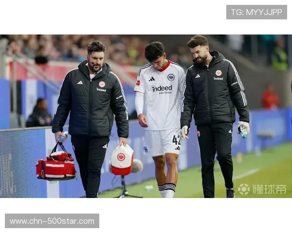 图片报：法兰克福队医私治对手球员遭俱乐部开除